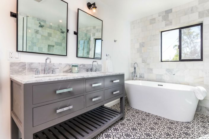 Modern Bathroom With Eccentric Tile Flooring